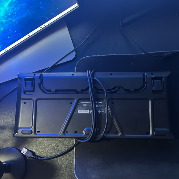 Steelseries keyboard - Picture 2 of 2